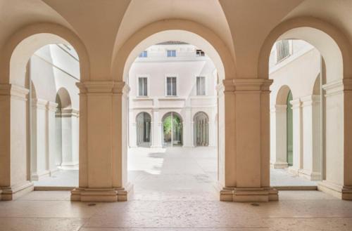 Old Town Apartment | Guest Rated 10/10: Palazzo Beccaguitti Cavriani Suites