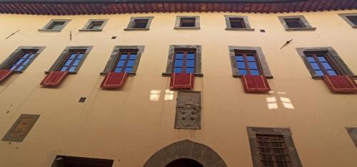 Castellina in Chianti Apartment | Guest Favorite: Palazzo Bianciardi Attico for Families