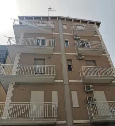 Crotone Apartment | Palazzo Buscema - Family-Friendly Apartments with Top-Rated Service