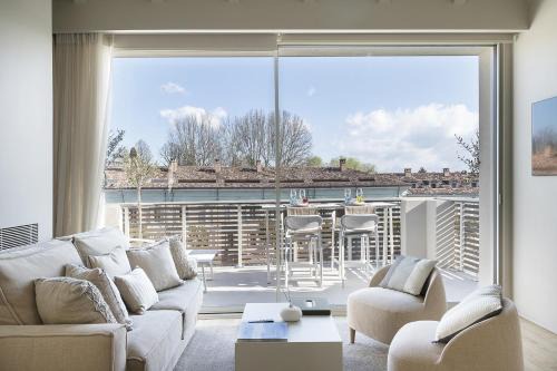 Peschiera del Garda City Centre Apartment | Pet-Friendly Cordigero Apartments – 4-Star Rated Comfort