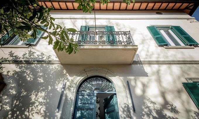 San Martino Al Cimino Bed & Breakfast | Experience Palazzo Dasso: Pet-Friendly Oceanfront Getaway