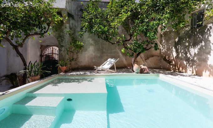 Centro Storico Villa | Discover Palazzo Favola: Poolside Retreat in Corigliano