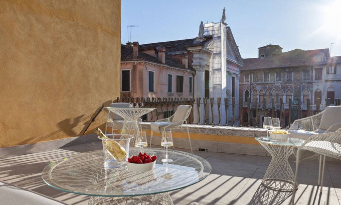 Cannaregio Apartment | Elegant Palazzo Fosca with Terrace & Family-Friendly Amenities