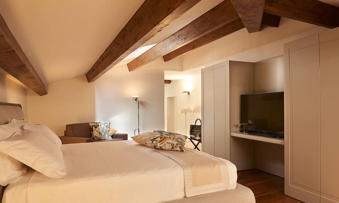 Lamezia Terme Bed & Breakfast | Experience Palazzo Greco Stella: Top-Rated Spa & Dining