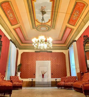 Mola di Bari Bed & Breakfast | Explore Palazzo Introna: Pet-Friendly with Breakfast Included
