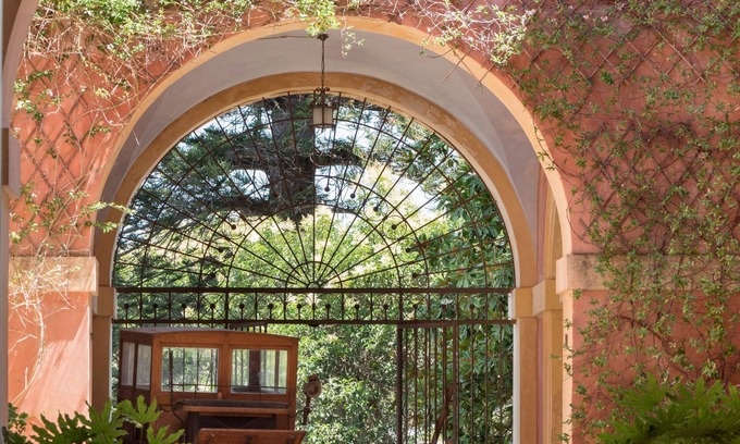 Morciano di Leuca House | Highly Rated Palazzo Laura: Family-Friendly with Breakfast