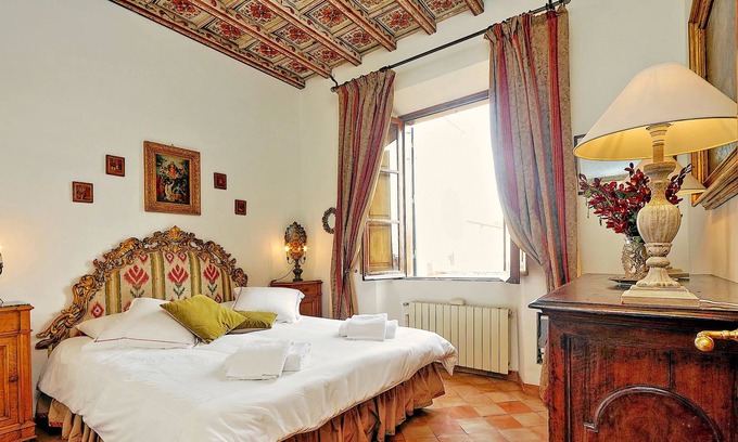 Repubblica Condo | Palazzo Palermo, Near the Roman Forum, the Perfect Family Oasis in Rome