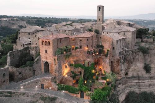 Civita di Bagnoregio Apartment | Palazzo storico Colesanti