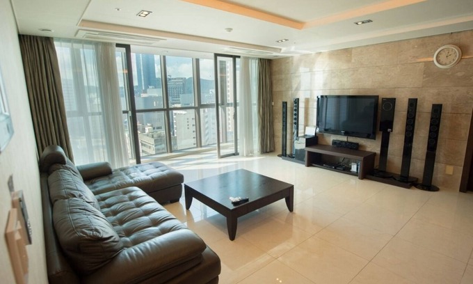 Haeundae Apartment | Charming Ocean View Condo with Pool at Haeundae Beach