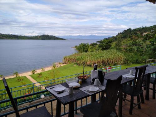 Buhongo Hotel | Relaxing Stay at Palega Beach Inn with Ocean Views & Breakfast