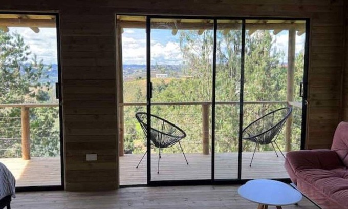 El Penol Cabin | Relax at Palenque Serenity Lodge with Spa & Breakfast