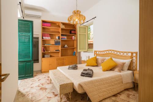 Sferracavallo Apartment | Family-Friendly Escape at Palermo - Sferracavallo sul mare