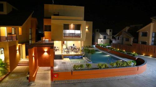 Padadhari Hotel | Experience Comfort at The Royal Castle Resort & Convention Center