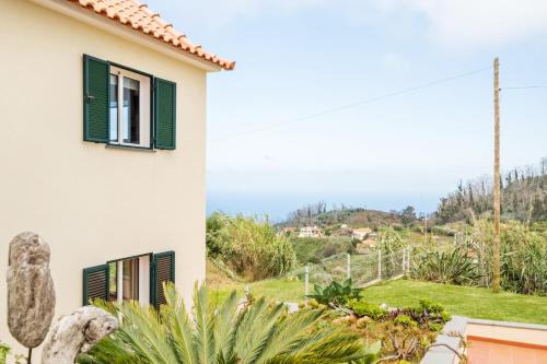 Porto Moniz House | Palheiro Simone by Homie