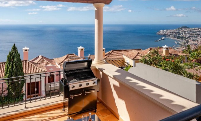 Sao Goncalo Villa | Premier Palheiro Village Villa with Private Pool & Spa