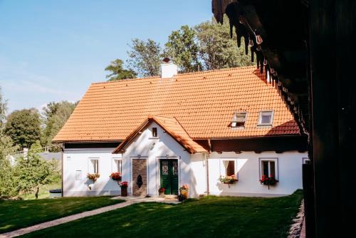 Lipova House | Palitz 17 - Family-Friendly Countryside Retreat with Top Ratings