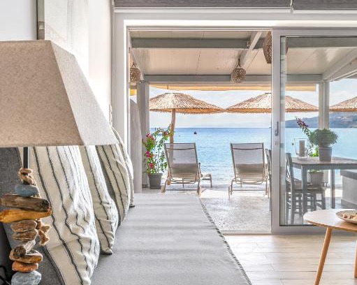Daskalio Apartment | Explore Pallas Seaside: 4-Star Oceanfront Retreat