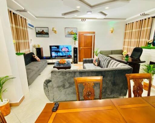 Msasani Apartment | Oceanfront Palm Beach Apartment with Pool & Family-Friendly Vibes