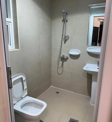 Trade Centre 1 Hostel | Budget-Friendly Palm Inn Hostel - Rated 8.8/10 by Guests