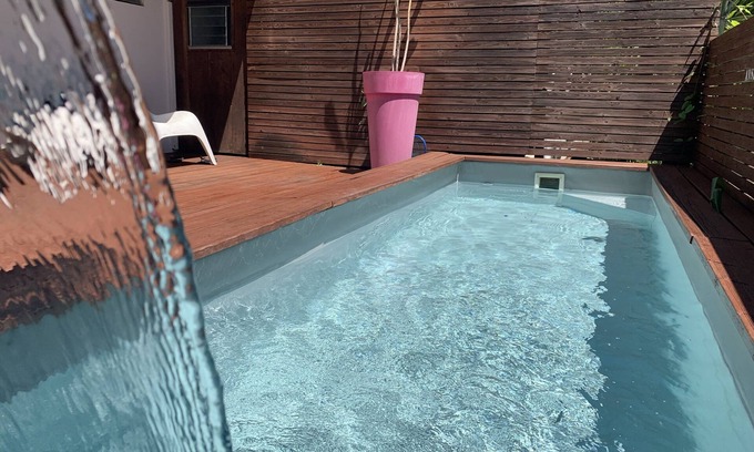 Le Marin Apartment | Relax at Palm Lodge with Private Pool and Ocean Views