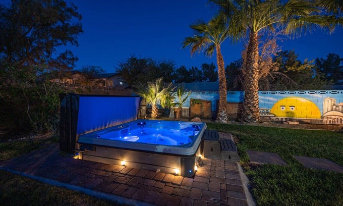 Las Vegas House | Modern 4-Bed Estate with Pool & Hot Tub Near the Strip