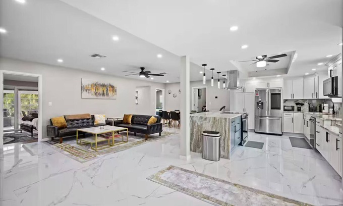 Dunnellon House | Palm Paradise Private Heated Pool Home Fully Fanced 1Acrenn