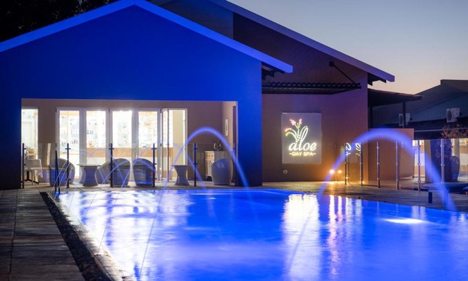 Lephalale Hotel | Discover Palm Park Hotel: Accessible & Family-Friendly Stay