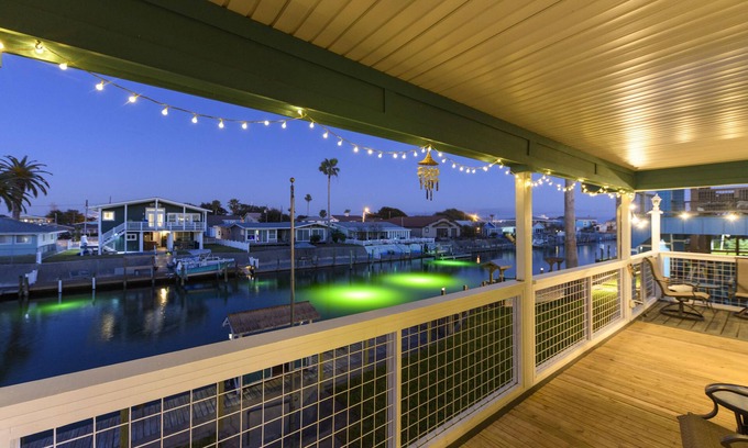 Palm Harbor House | Canal Front Escape with Private Dock & Family-Friendly Amenities