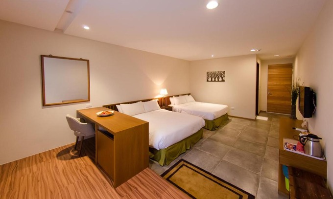 Big Beach House | Seaside Escape at Palm Tree Hotel Kenting - Rated 8/10