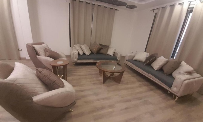 6th of October City Villa | Child-Friendly Palm Villa Compound with Perfect 10 Rating