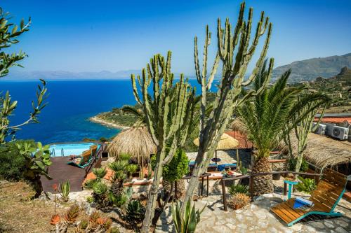Scopello Villa | Inviting Palma Dello Zingaro: 4-Star Oceanfront Retreat