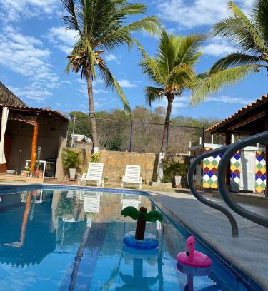 Tubara House | Relaxing Palma House: Poolside Cabaña with Ocean Views