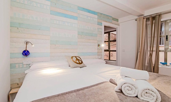 Sindicat Apartment | Exceptional Palma Old Town Apartment with Pool & Spa