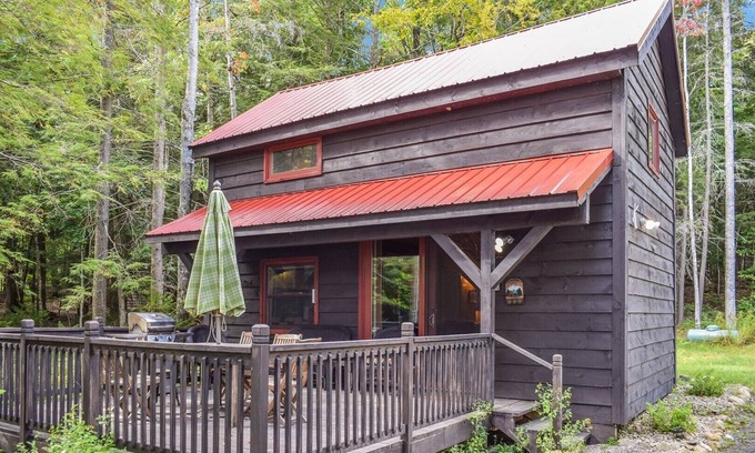 Old Forge House | Oceanfront Bliss at Palmer Point - The Study, Rated 8.8/10