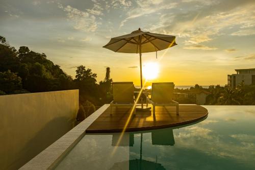 Karon Apartment | Idyllic Palmetto by Holy Cow: 2-BR Jungle View Retreat