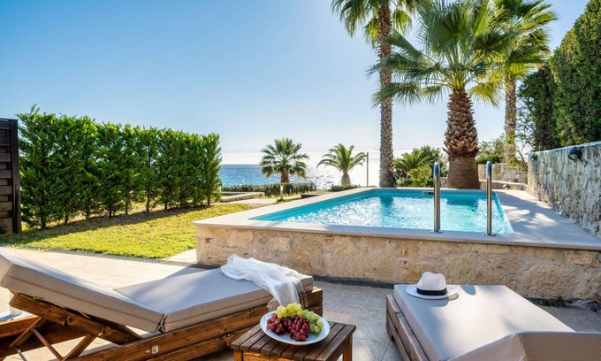Nea Skioni Villa | Experience Tranquility at Palmrise Luxury Villas - Maistros