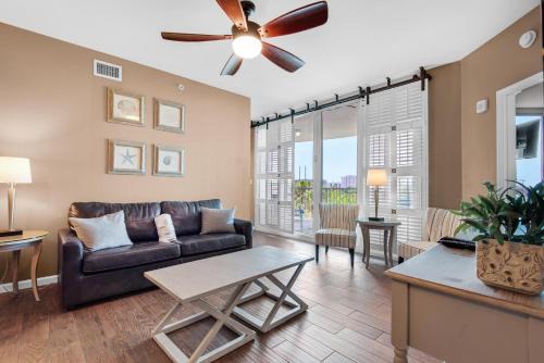 Fort Walton Beach - Destin House | Family-Friendly Palms Resort #2416 with Pool Access