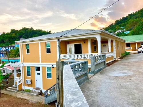 Vieille Case House | Elegant Palmvillo Master Suite - Pet Friendly & Rated 9/10