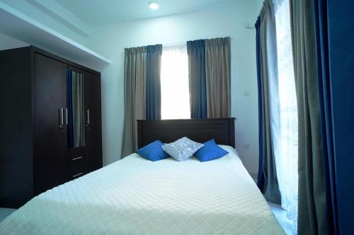 Pamankada West Apartment | Budget-Friendly Stay at Palmyra Tower Colombo for Families