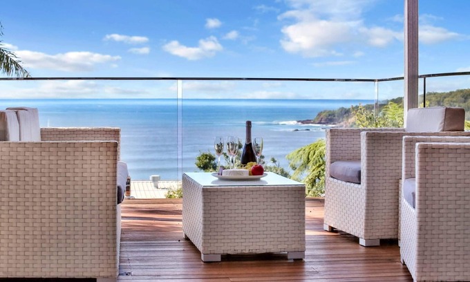 Pambula Beach Cottage | Family-Friendly Pambula Beach House with Kitchen Amenities