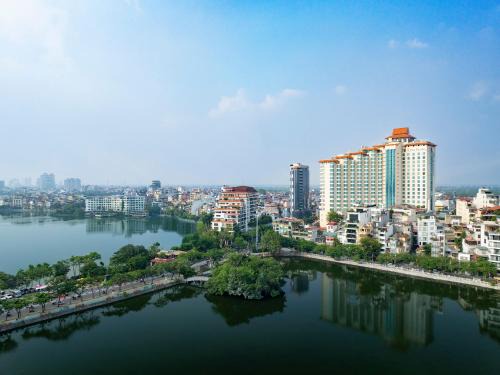 Truc Bach Hotel | Elegant Pan Pacific Hanoi: 5-Star Stay with Ocean Views