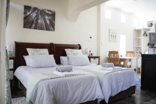 Kaapsehoop House | Discover Panda's Guest Cottages - 4-Star Hospitality Awaits