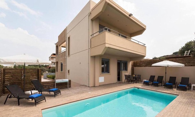Kremasti Villa | Pandesia Villa: Family-Friendly Retreat with Pool Access