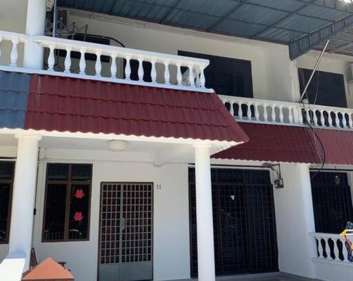 Pangkor Island House | Seaside Retreat at Pangkor Island: Family & Pet Friendly Stay