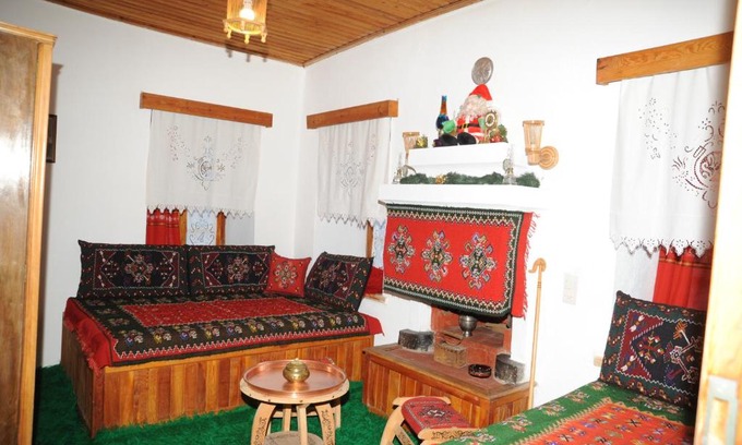 Metsovo House | Discover Panoraia's Traditional House - Family-Friendly Escape