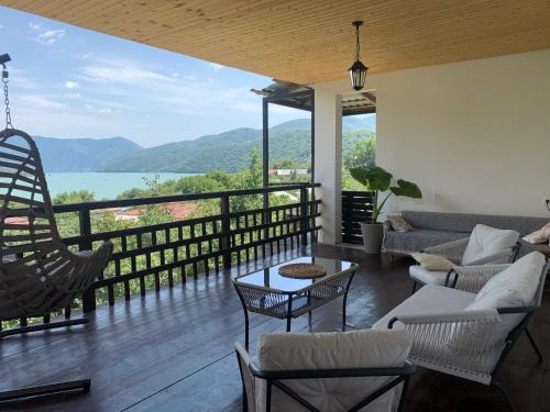 Ananuri House | Family-Friendly Panorama Ananuri Guest House Awaits You