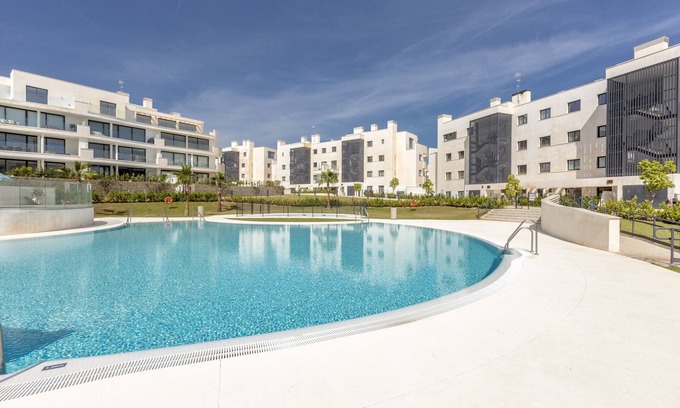 Fuengirola Apartment | Unforgettable Panorama with Pool & Ocean View Awaits You