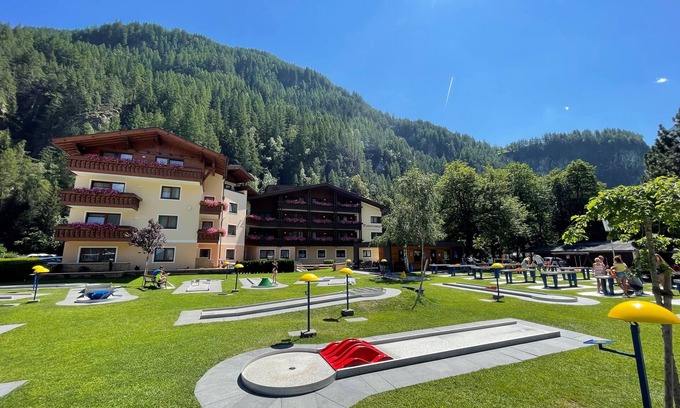 Laengenfeld Apartment | Explore Panorama Appartements: 4-Star with Spa & Pool