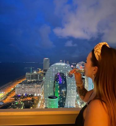 New Boulevard Apartment | Panorama King Suite Sea View Hotel