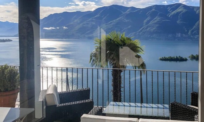 Porto Ronco House | Unforgettable Lakeview Retreat at Panorama Lago Maggiore